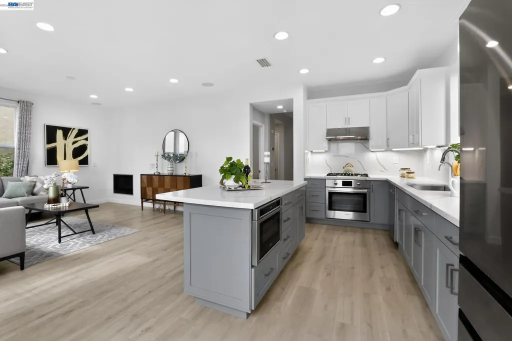 2667 Chocolate Street Pleasanton CA 94588
