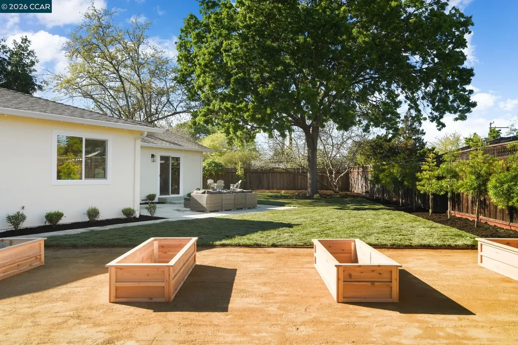 1543 Laverne Court Concord CA 94521