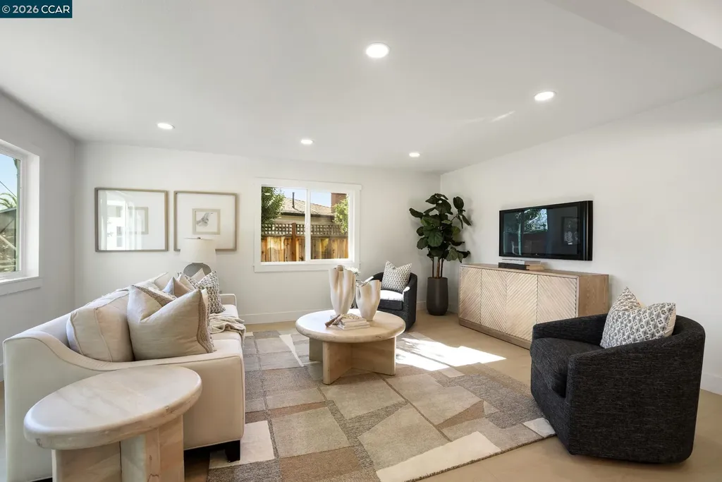 1543 Laverne Court Concord CA 94521