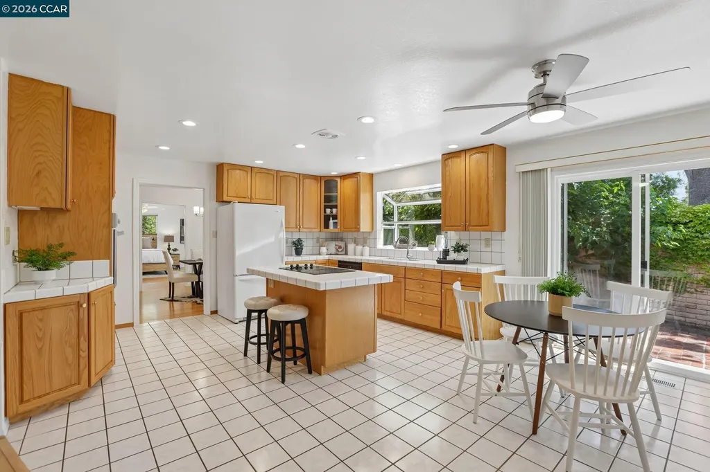 8 Bristol Court Pleasant Hill CA 94523