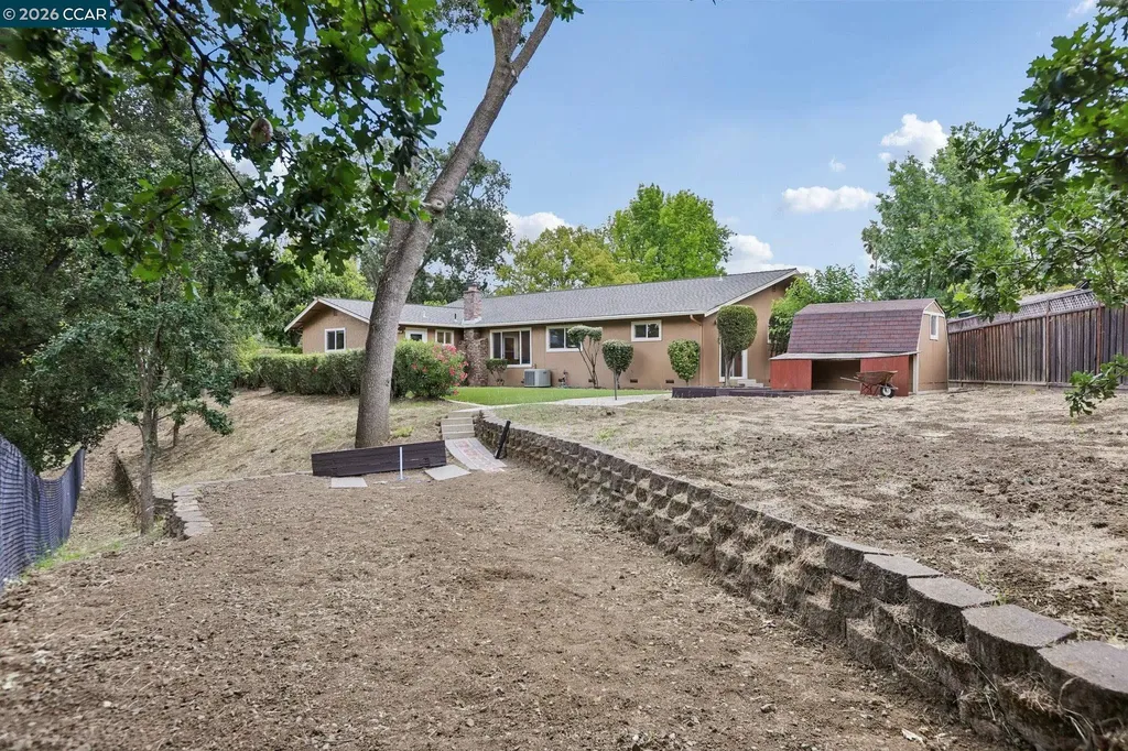 8 Bristol Court Pleasant Hill CA 94523