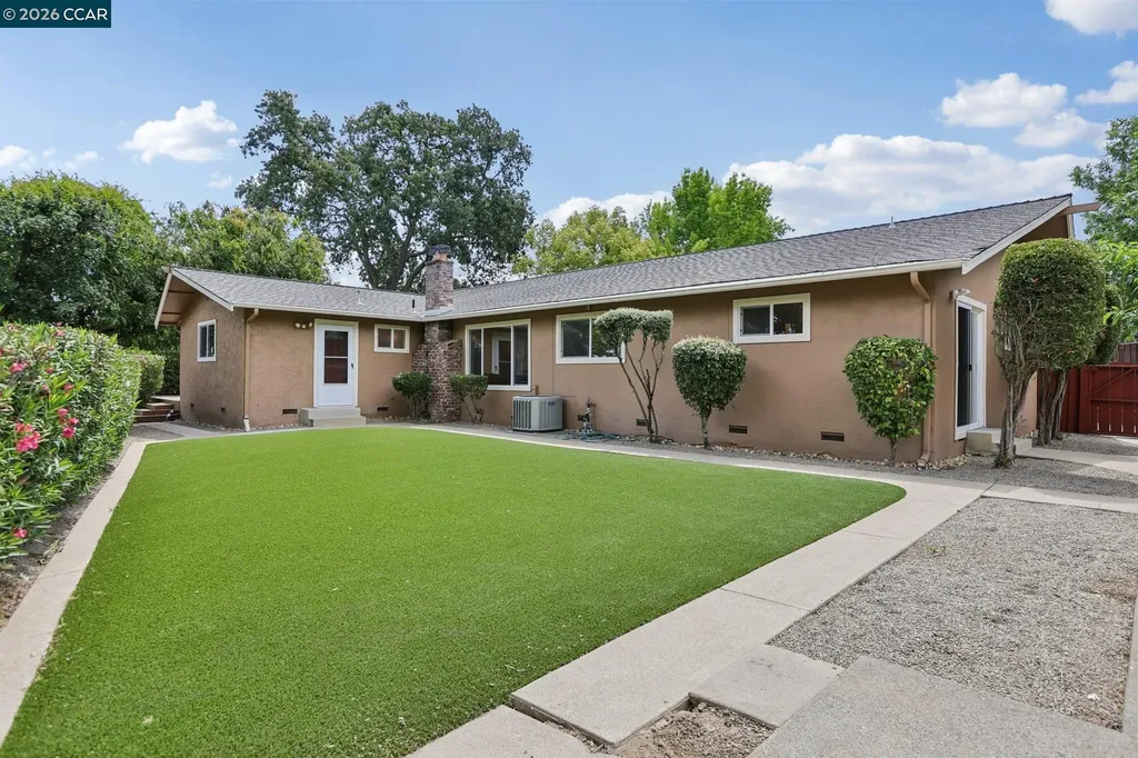 8 Bristol Court Pleasant Hill CA 94523