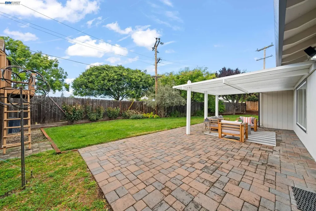 48074 Chann Court Fremont CA 94539