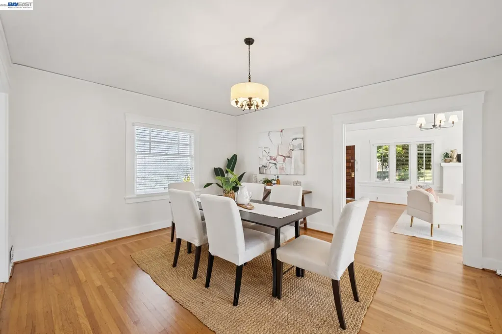 3244 Fernside Boulevard Alameda CA 94501