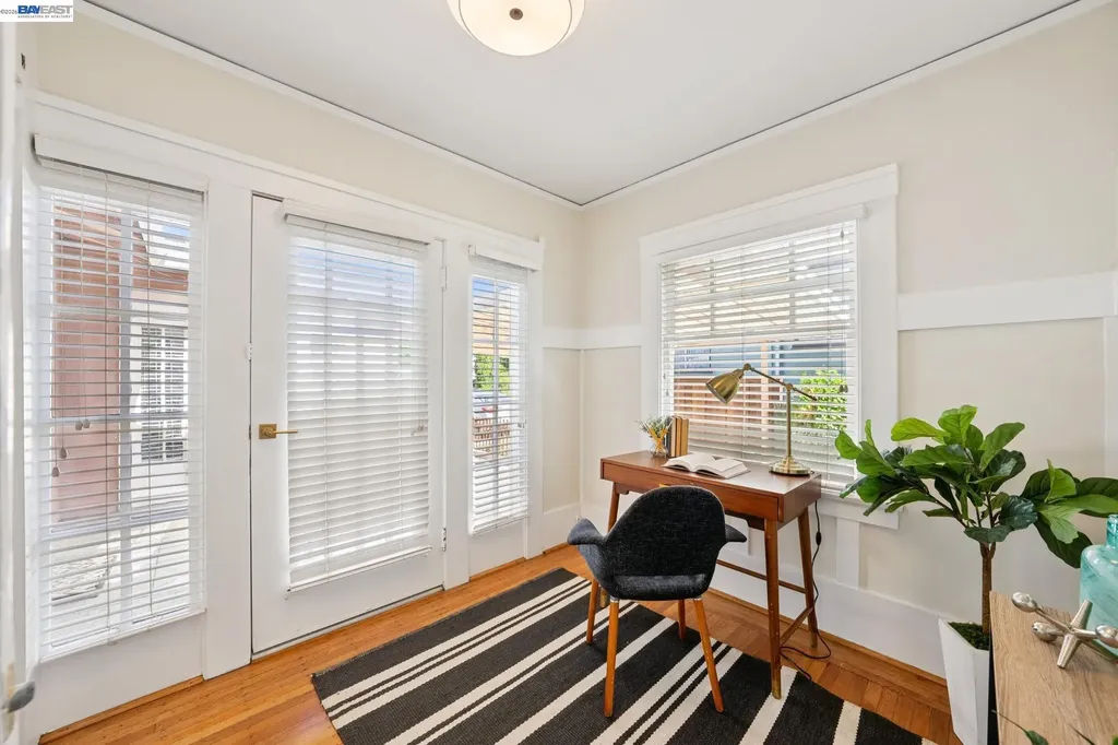3244 Fernside Boulevard Alameda CA 94501