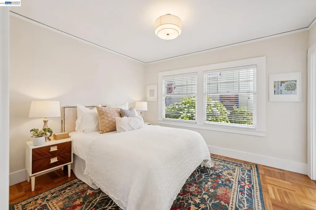 3244 Fernside Boulevard Alameda CA 94501