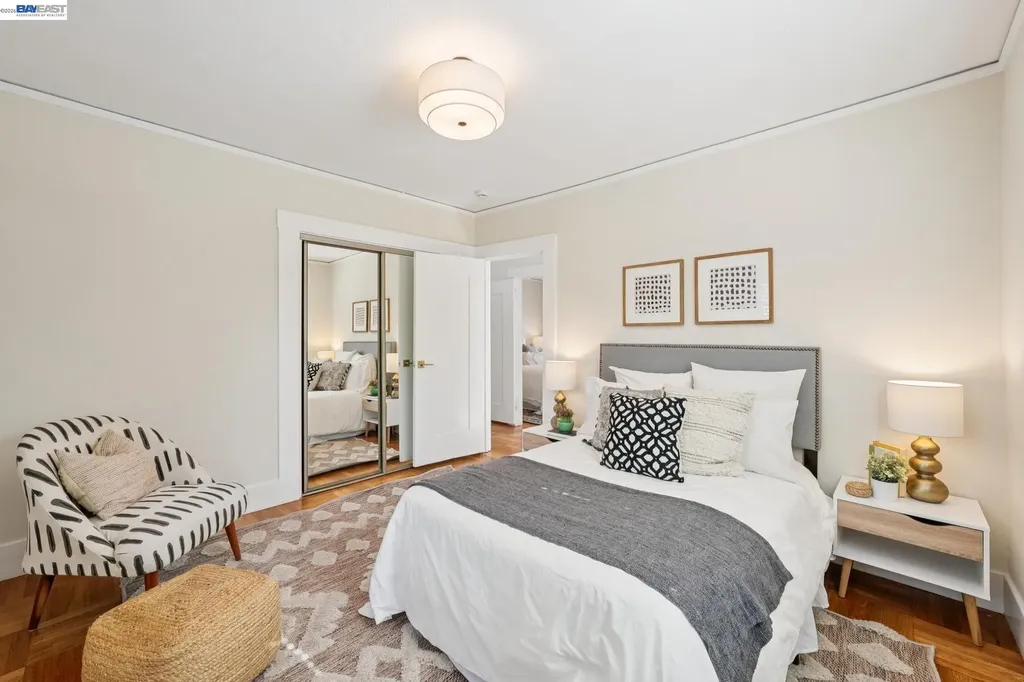 3244 Fernside Boulevard Alameda CA 94501
