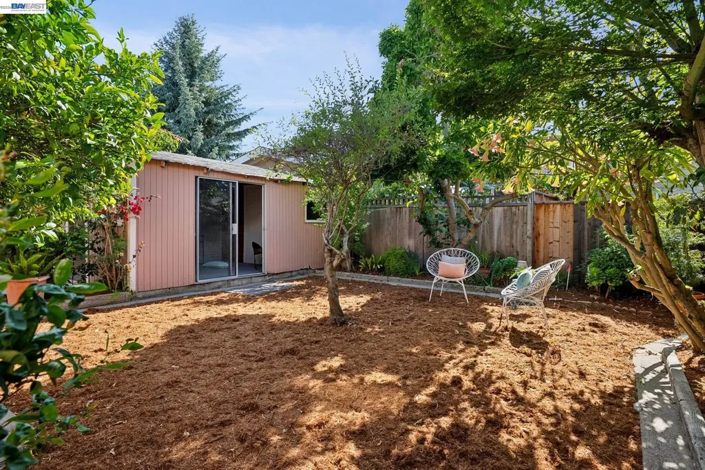 3244 Fernside Boulevard Alameda CA 94501