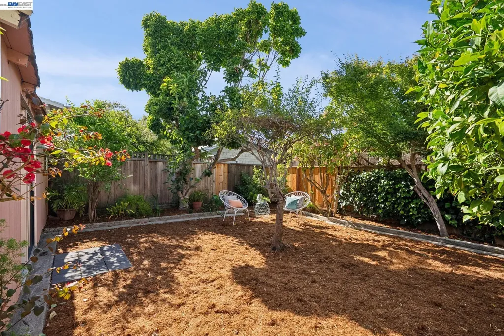 3244 Fernside Boulevard Alameda CA 94501