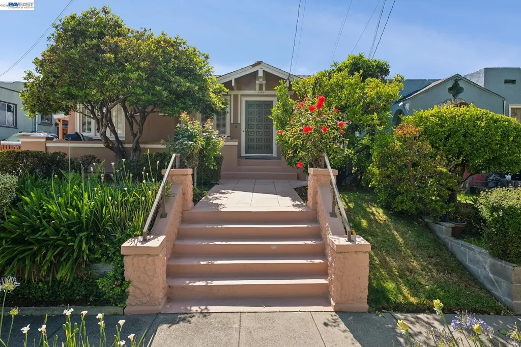 3244 Fernside Boulevard Alameda CA 94501