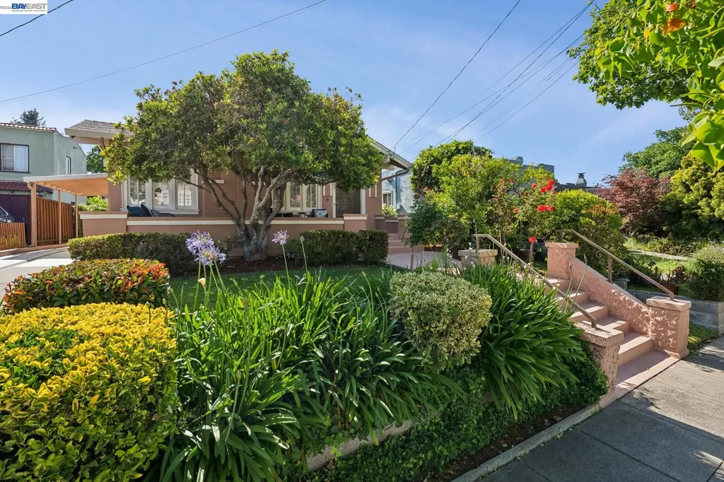 3244 Fernside Boulevard Alameda CA 94501