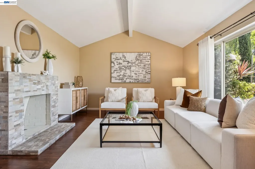33166 Basswood Avenue Union City CA 94587