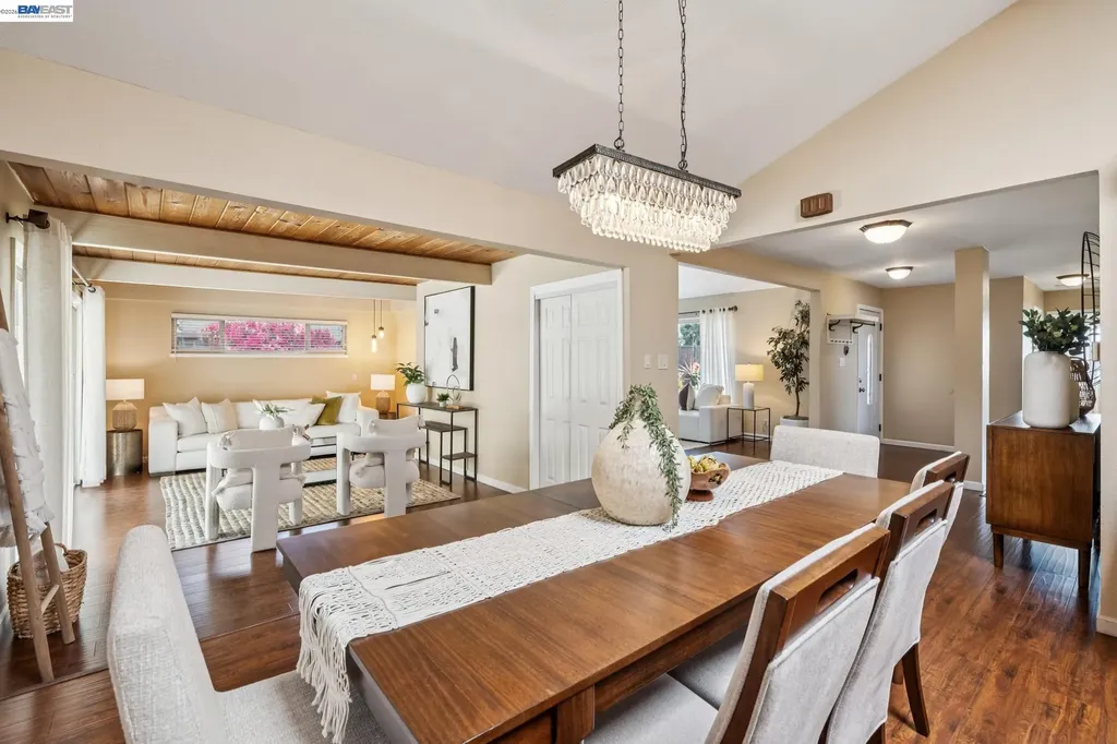 33166 Basswood Avenue Union City CA 94587