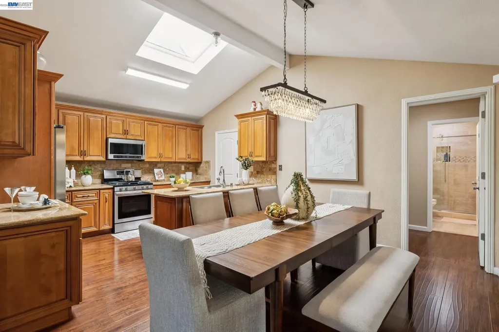 33166 Basswood Avenue Union City CA 94587