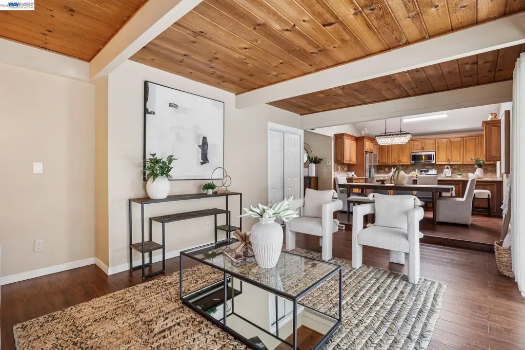 33166 Basswood Avenue Union City CA 94587