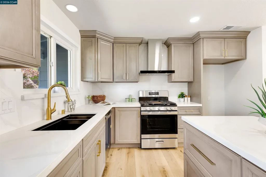 1750 Woodcrest Drive Concord CA 94521