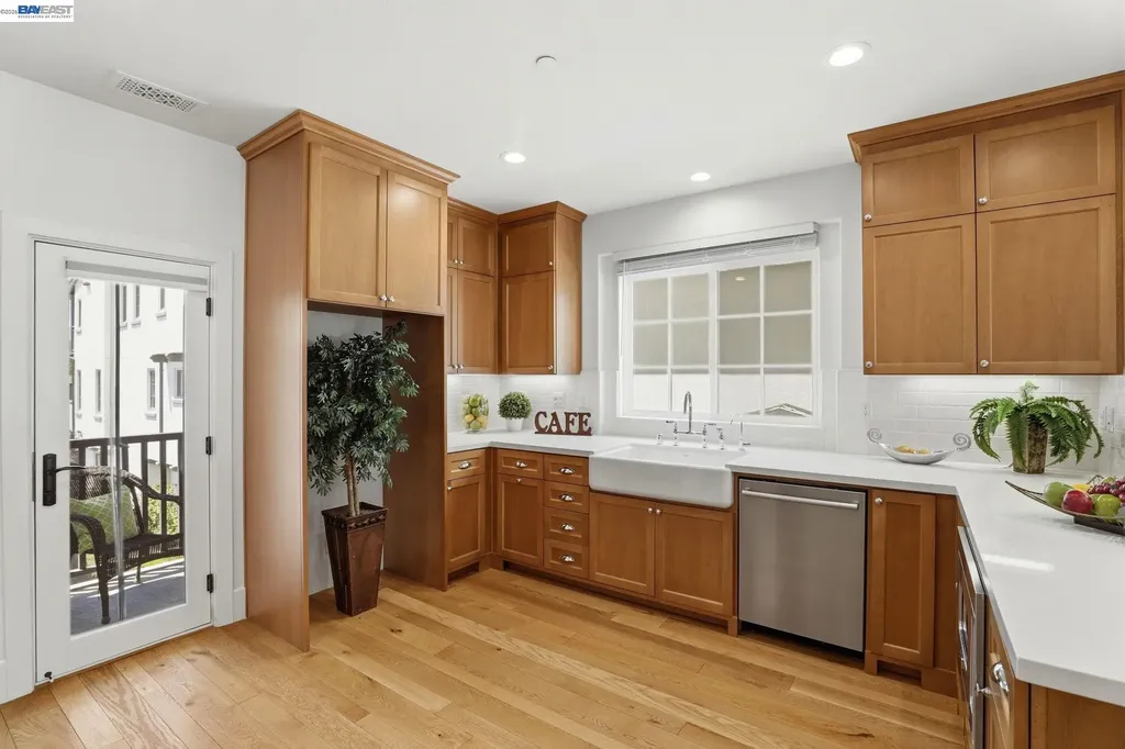 43124 Calle Sagrada Fremont CA 94539