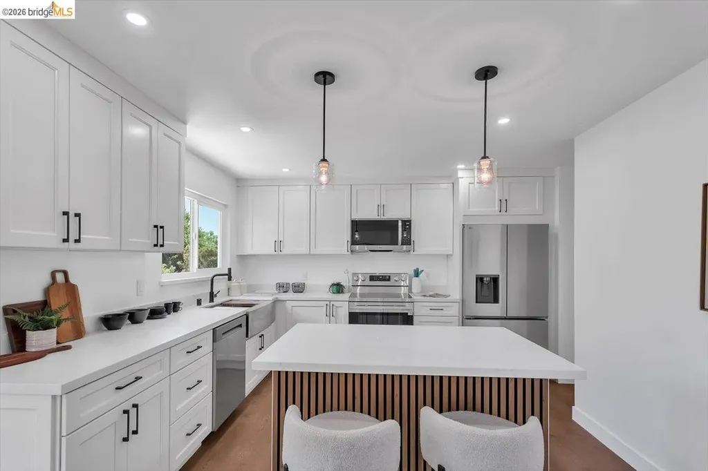 3830 Malcolm Avenue Oakland CA 94605