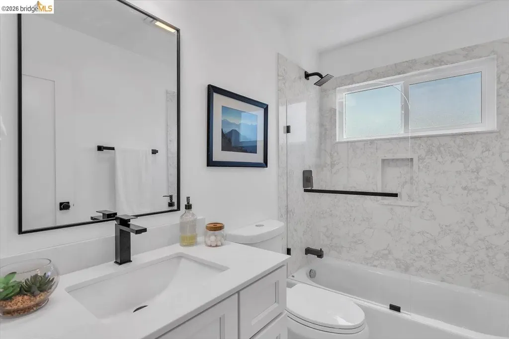 3830 Malcolm Avenue Oakland CA 94605