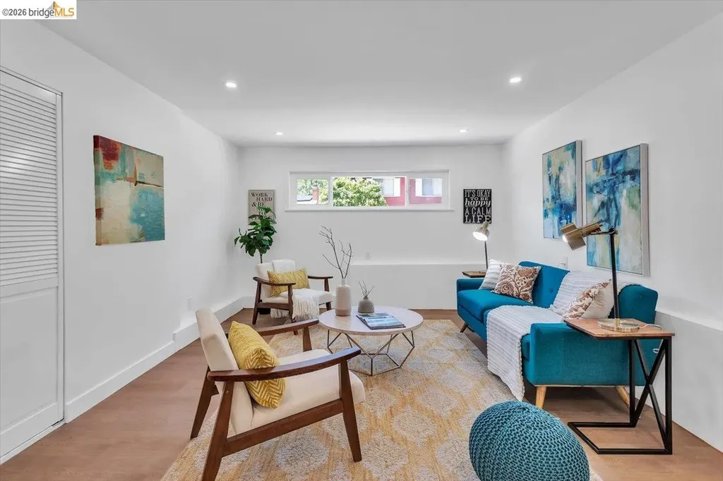 3830 Malcolm Avenue Oakland CA 94605