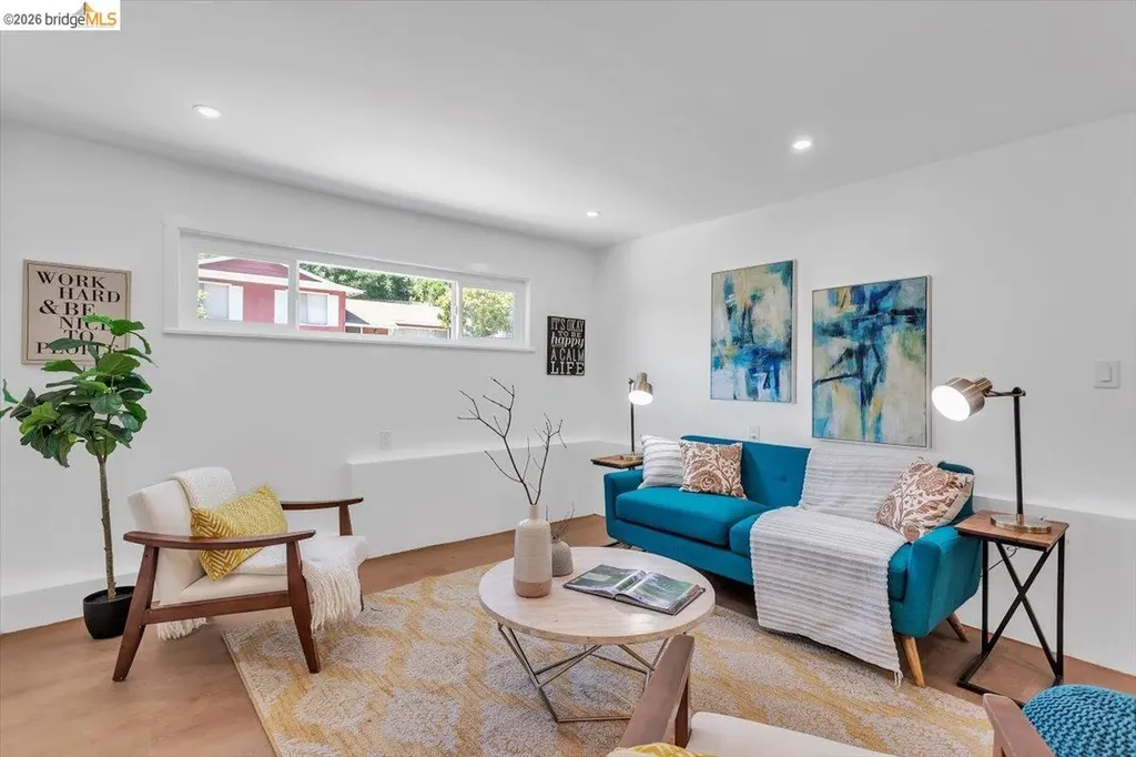 3830 Malcolm Avenue Oakland CA 94605