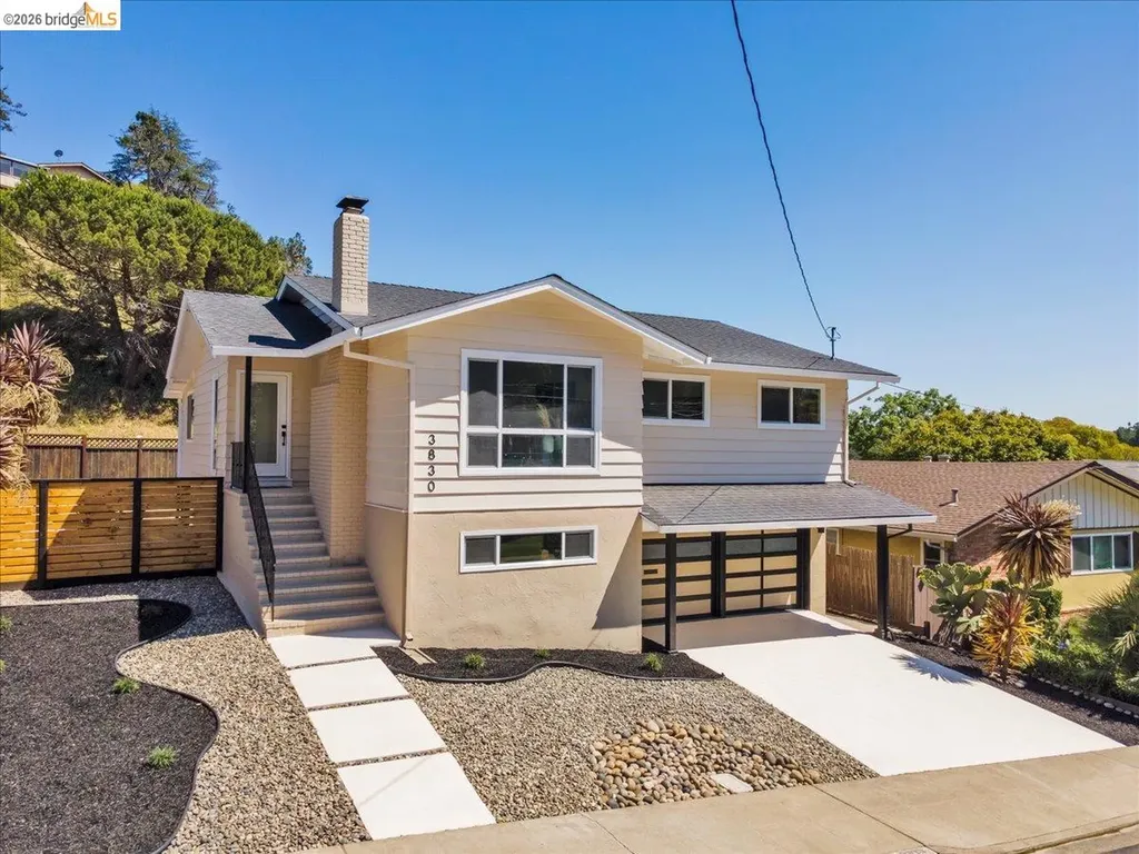 3830 Malcolm Avenue Oakland CA 94605