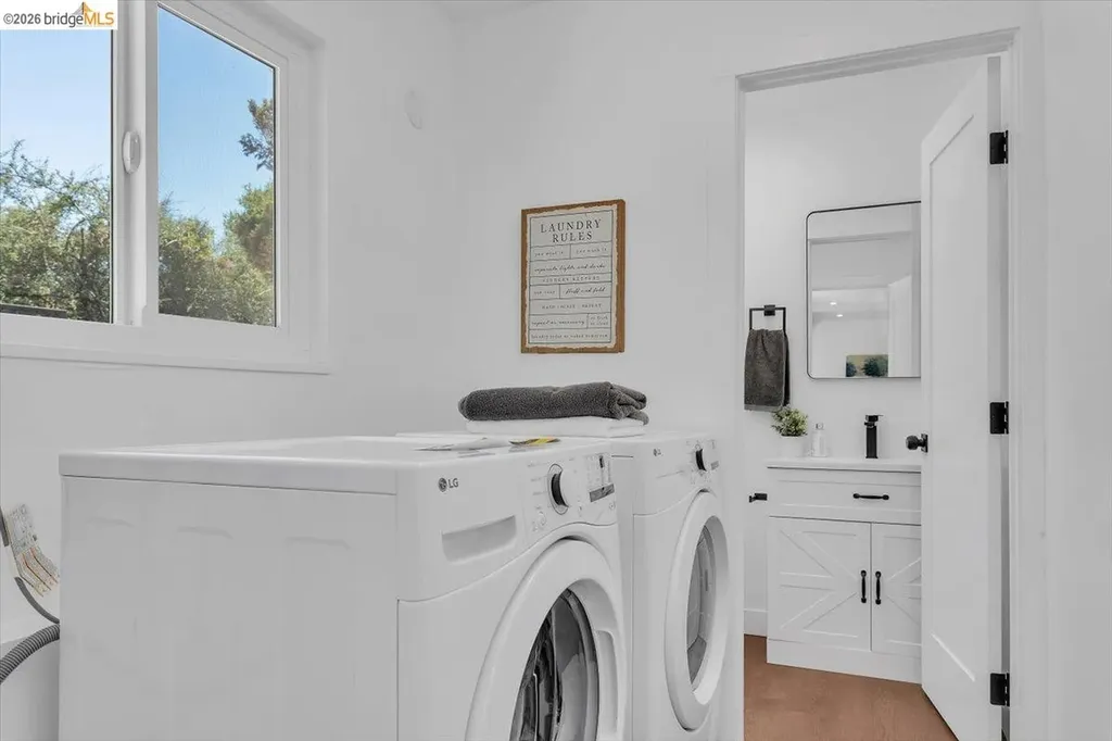 3830 Malcolm Avenue Oakland CA 94605