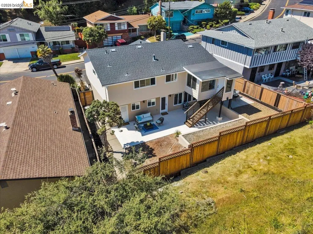 3830 Malcolm Avenue Oakland CA 94605