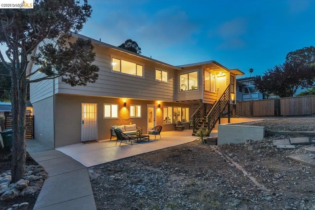 3830 Malcolm Avenue Oakland CA 94605
