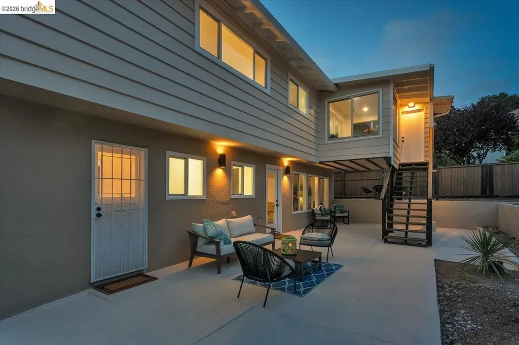 3830 Malcolm Avenue Oakland CA 94605