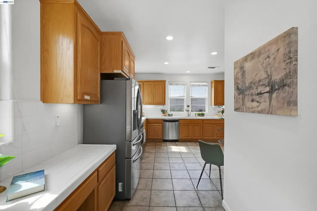 1574 Welford Circle Hayward CA 94544
