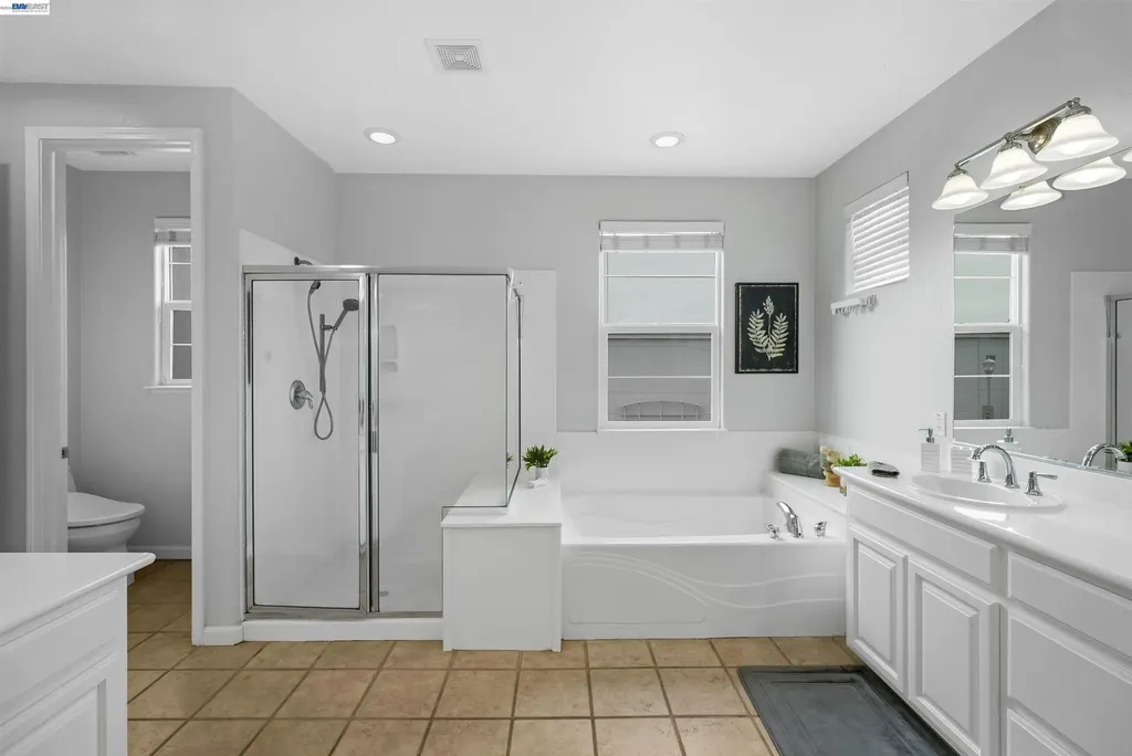 1574 Welford Circle Hayward CA 94544