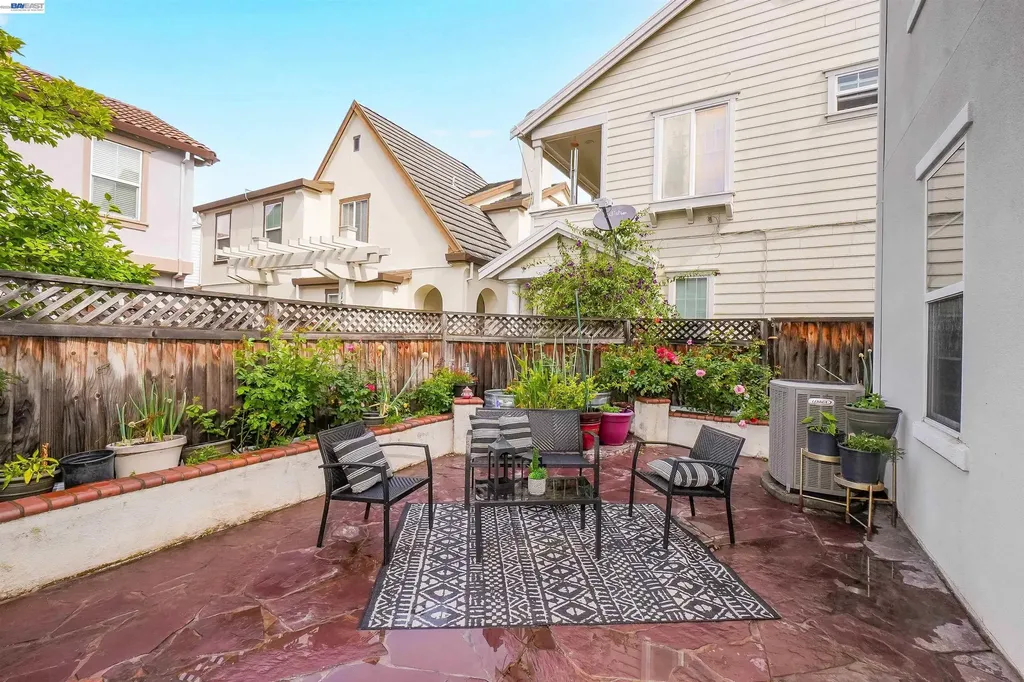 1574 Welford Circle Hayward CA 94544