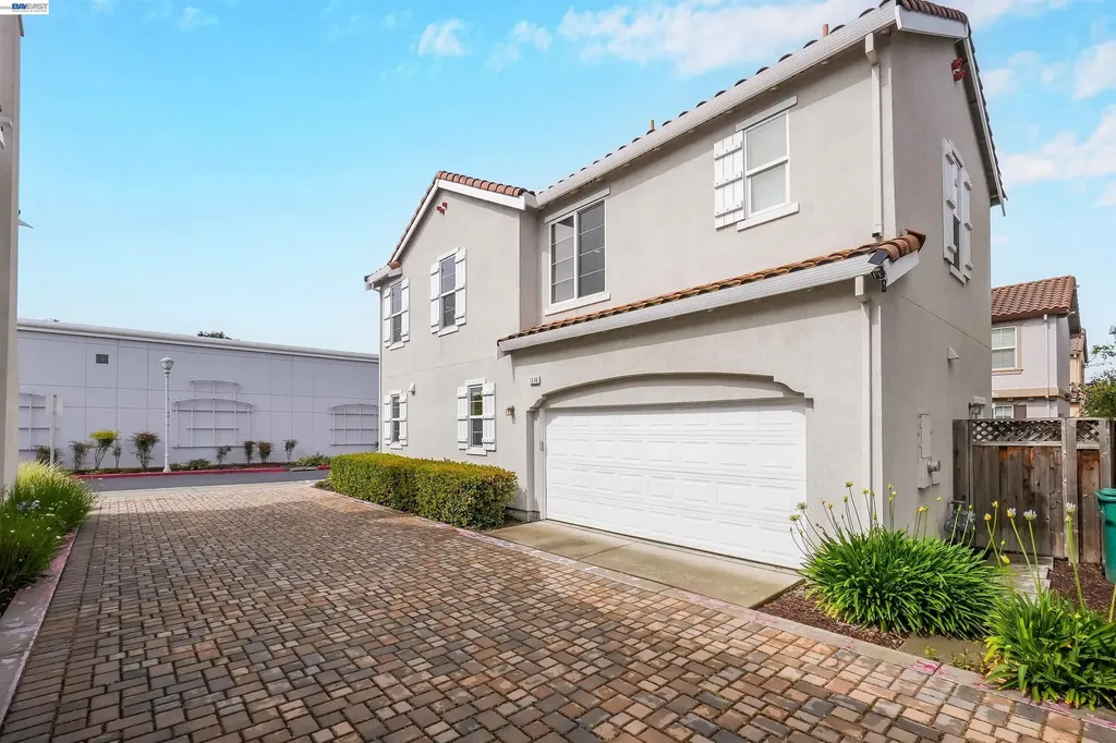 1574 Welford Circle Hayward CA 94544