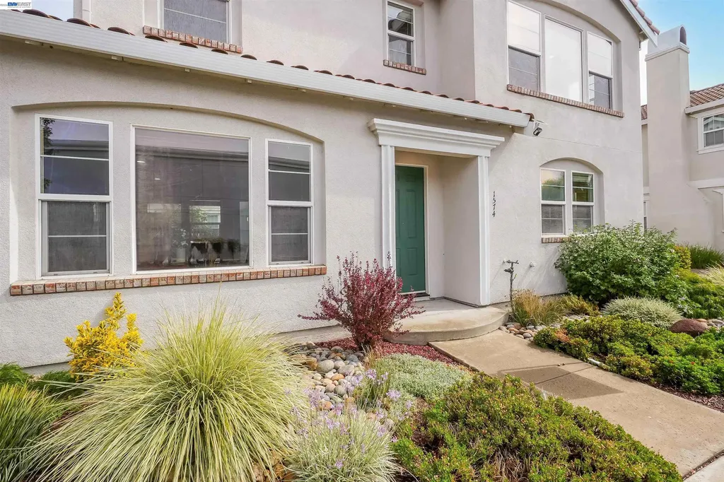 1574 Welford Circle Hayward CA 94544