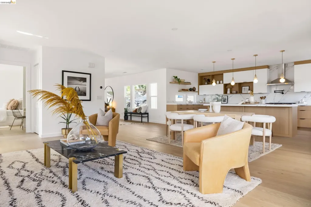 799 Santa Ray Avenue Oakland CA 94610