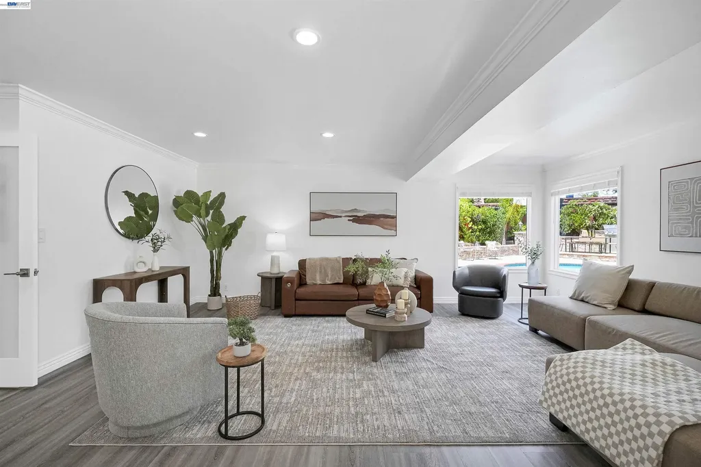 27734 Fallen Leaf Court Hayward CA 94542