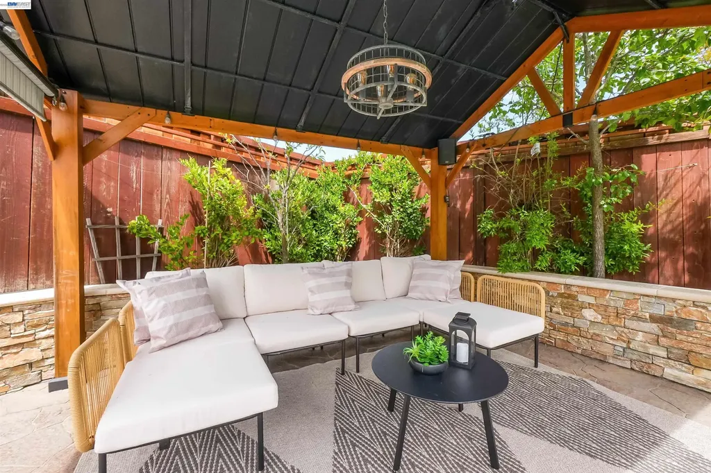 27734 Fallen Leaf Court Hayward CA 94542