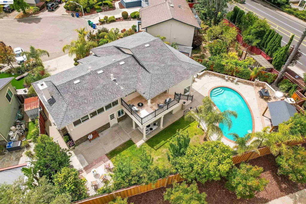 27734 Fallen Leaf Court Hayward CA 94542