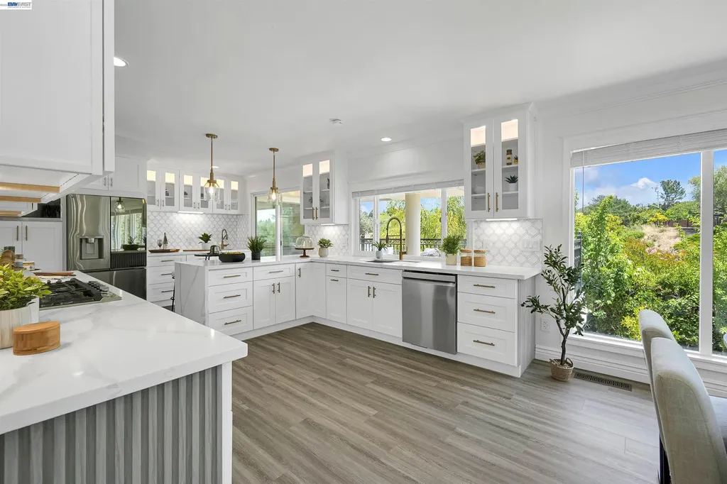27734 Fallen Leaf Court Hayward CA 94542