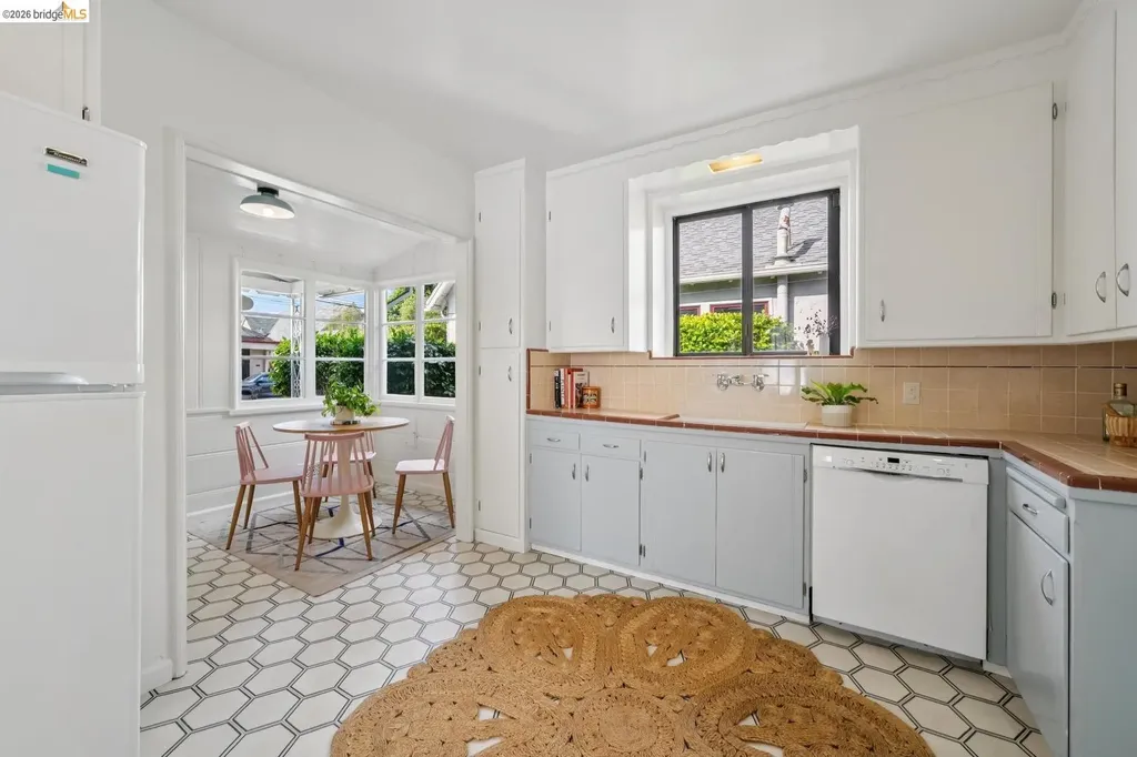259 Broadmoor Boulevard San Leandro CA 94577
