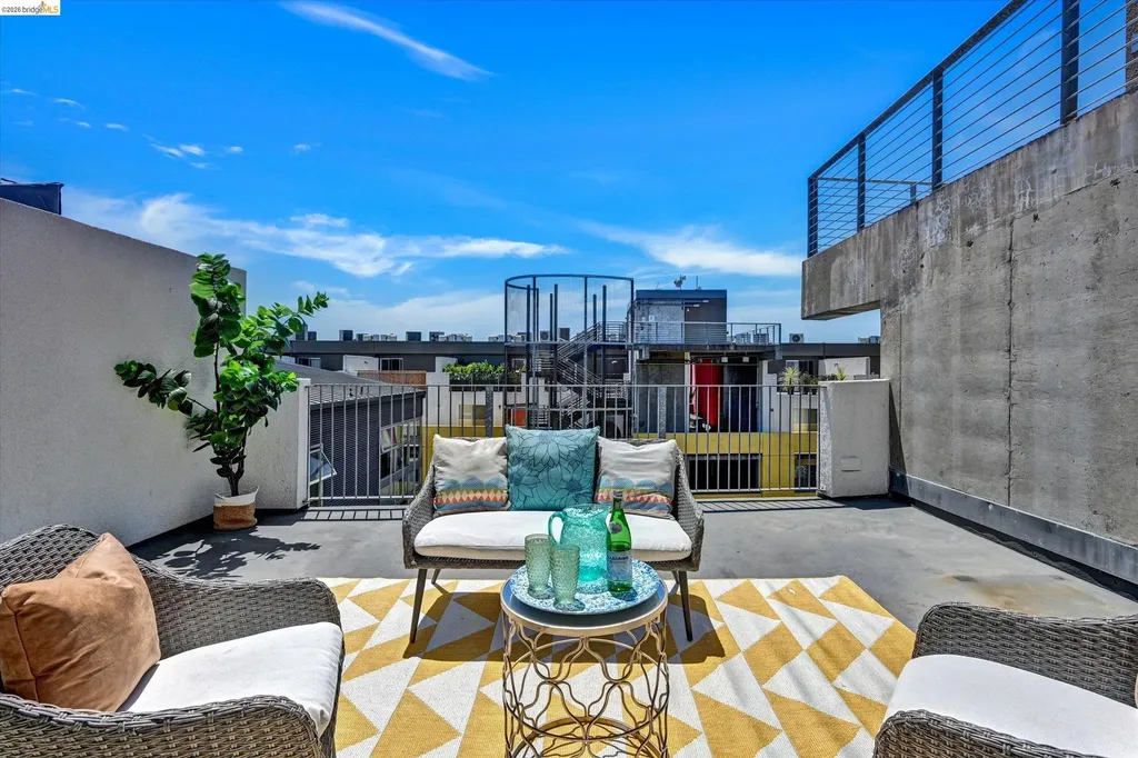 311 Oak Street Oakland CA 94607
