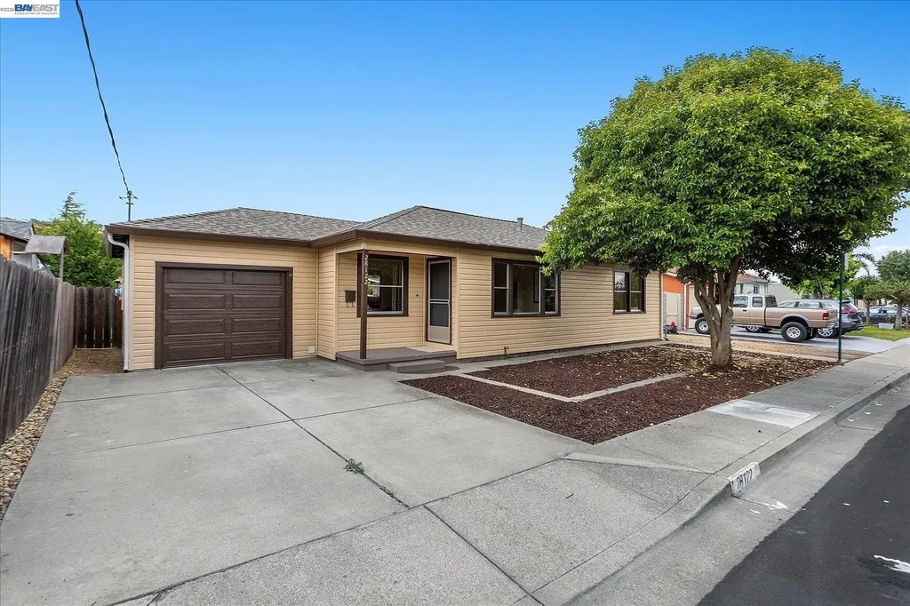 28122 10th Street Hayward CA 94544