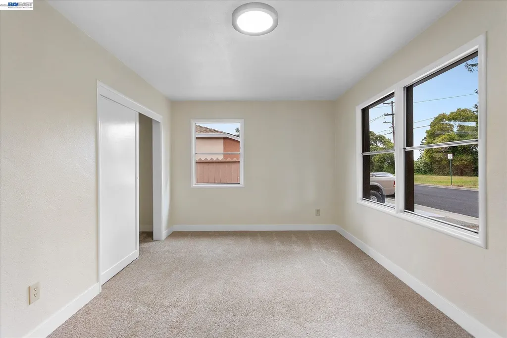 28122 10th Street Hayward CA 94544