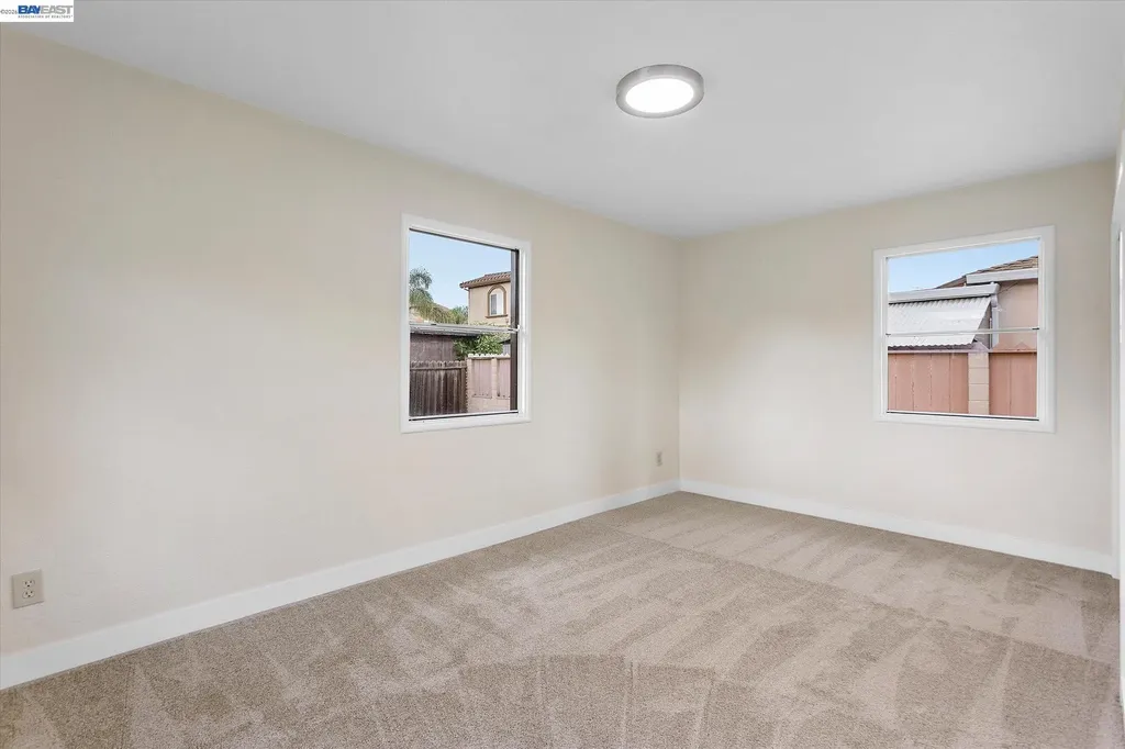 28122 10th Street Hayward CA 94544