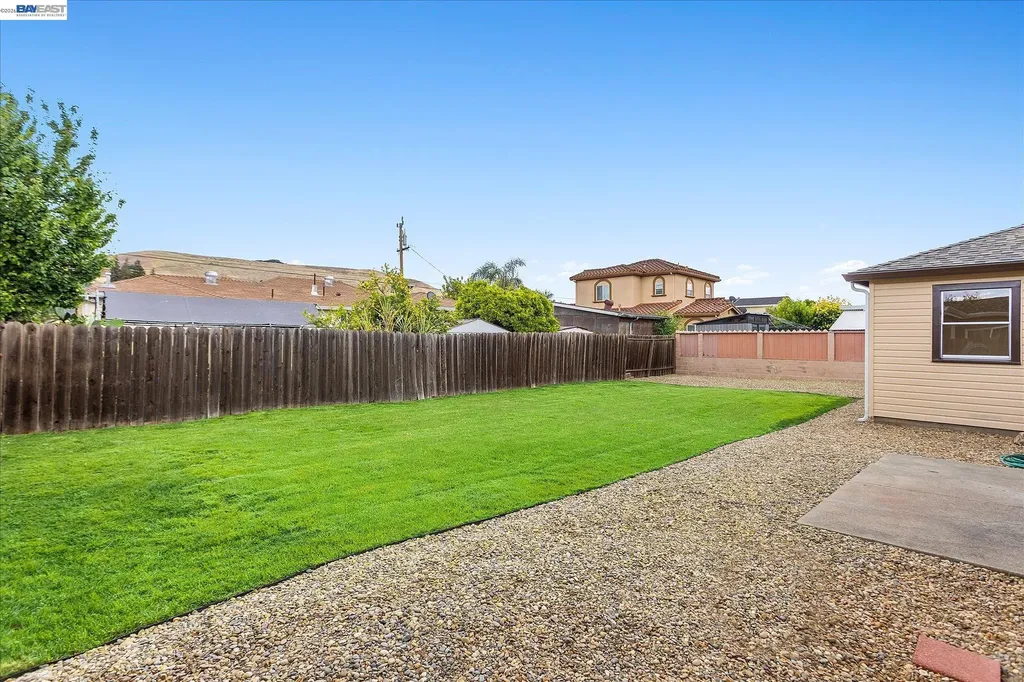28122 10th Street Hayward CA 94544