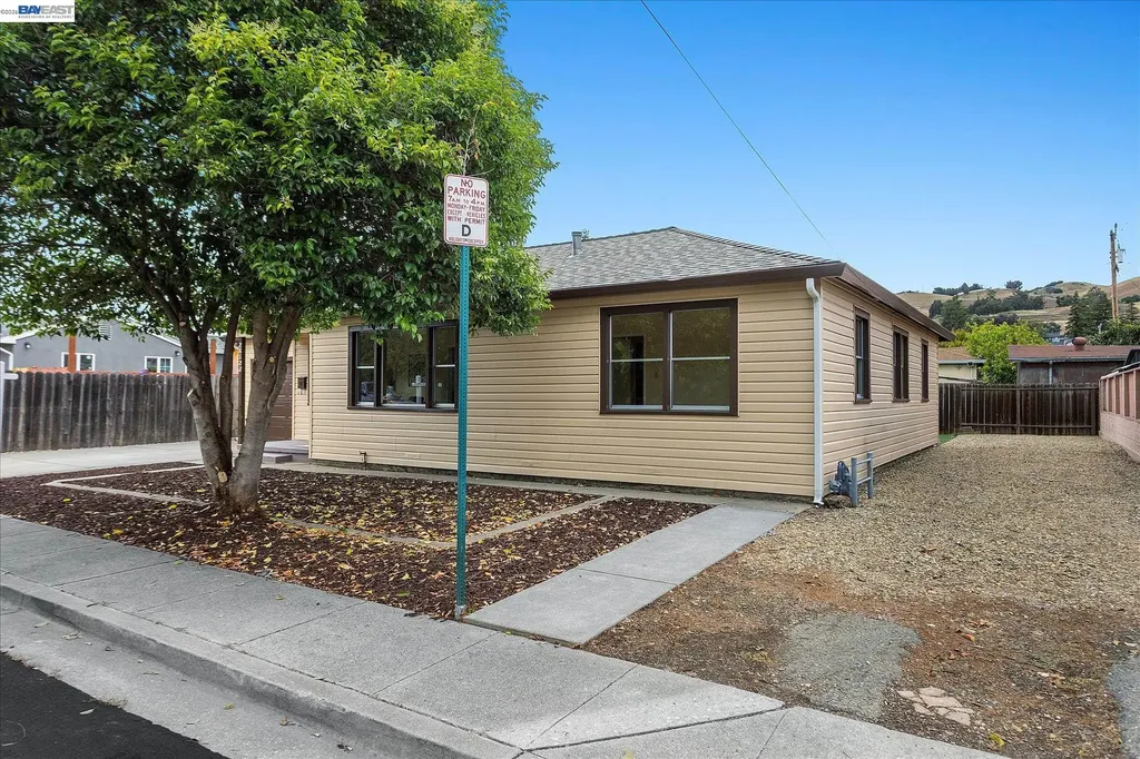 28122 10th Street Hayward CA 94544