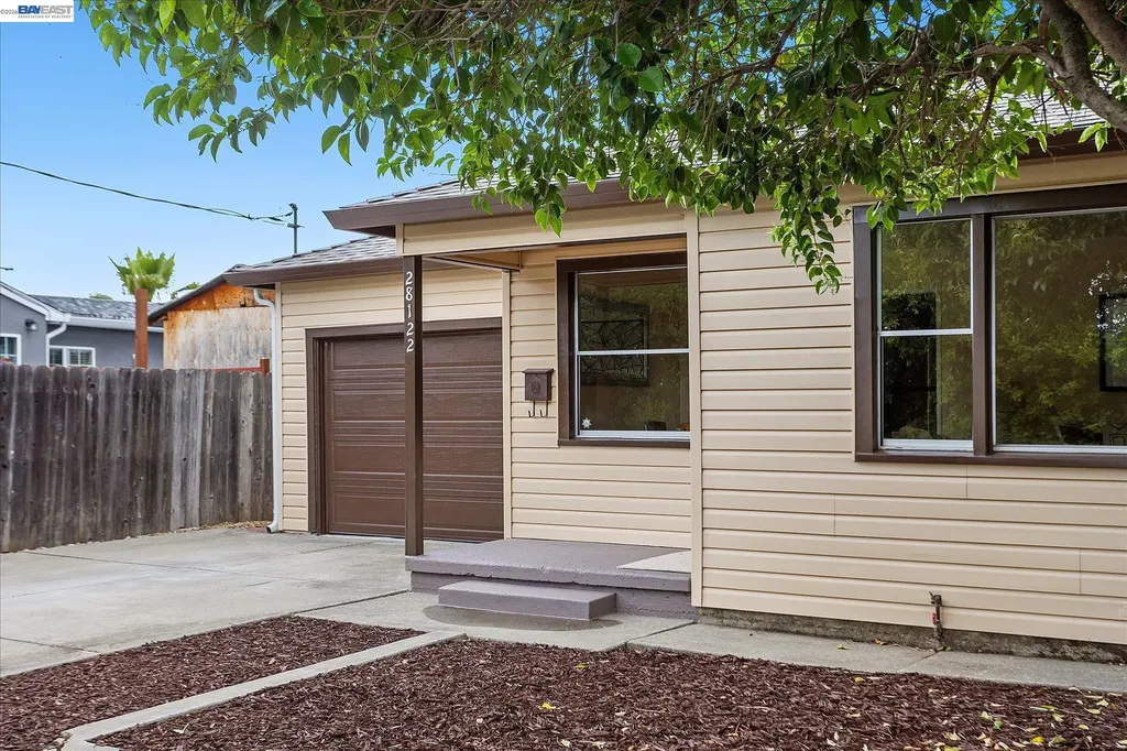 28122 10th Street Hayward CA 94544