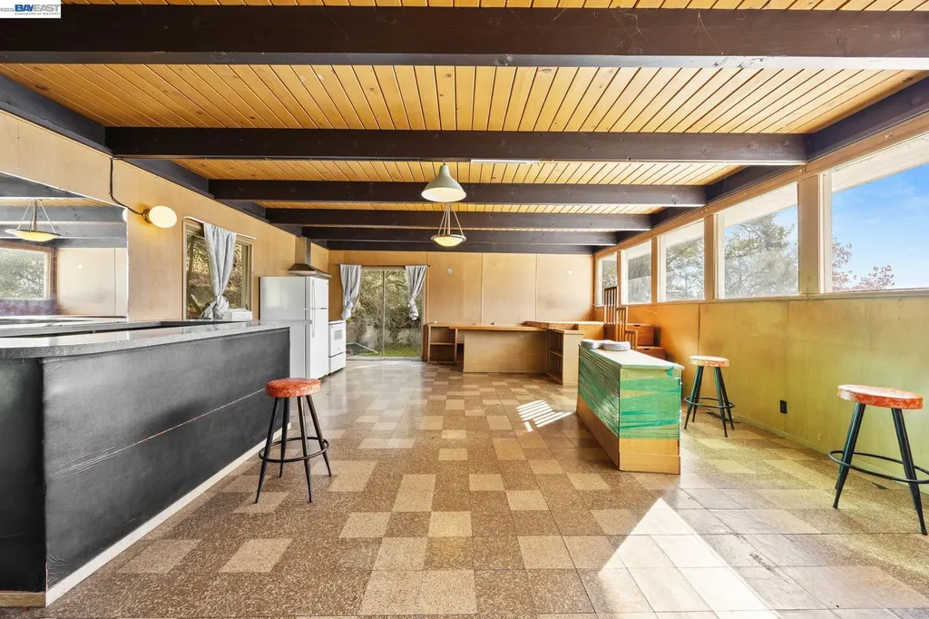1012 Contra Costa Drive El Cerrito CA 94530