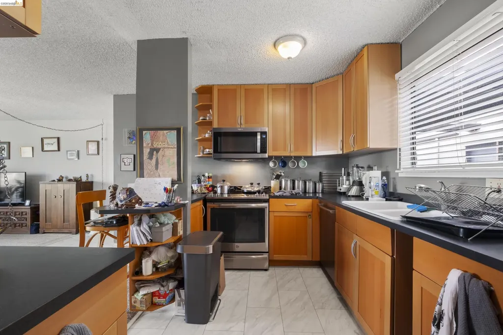 1 Embarcadero Oakland CA 94607